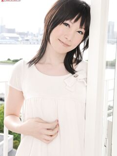 Shemale-Japan.com Hinata Kanan - Takes It Off (02032018) - 125x