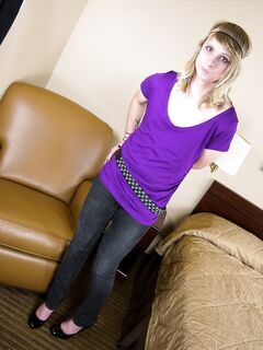 Femout Jamie Showing Purple